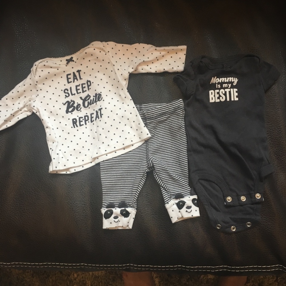 Super sweet newborn outfit, “mommy is my bestie”!